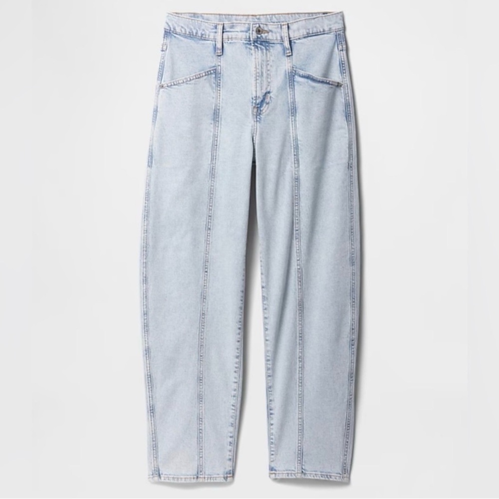 GAP 29 High Rise Seamed Barrel Jeans Light Wash